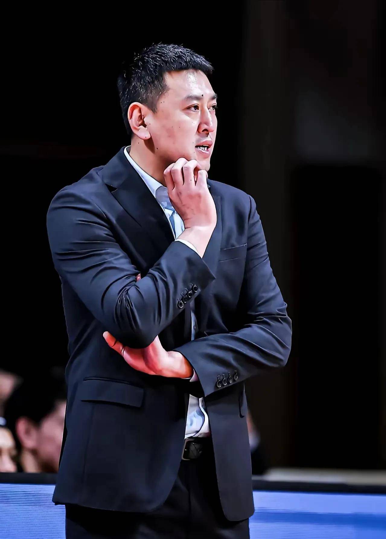 浙江稠州今晨复出首秀,志在意大利杯名次提升,悬念犹存,临场指挥获称赞的简单介绍 浙江稠州今晨复出首秀,志在意大利杯名次提升,悬念犹存,临场指挥获称赞的简单介绍